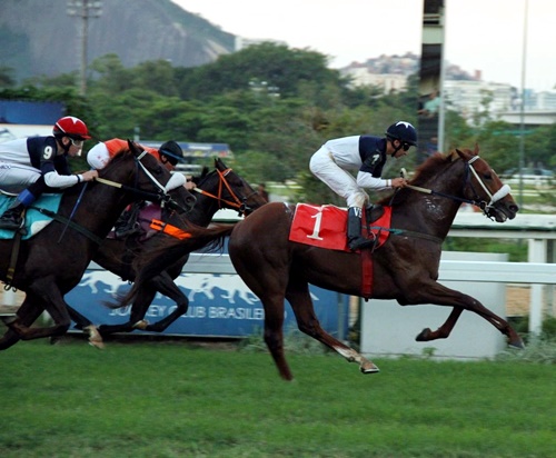 Energia Hurricane Chegada