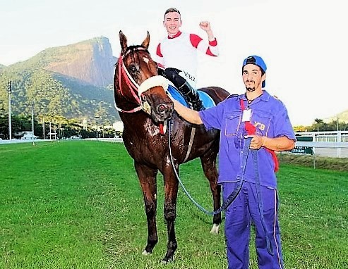 Guarumanpost021
