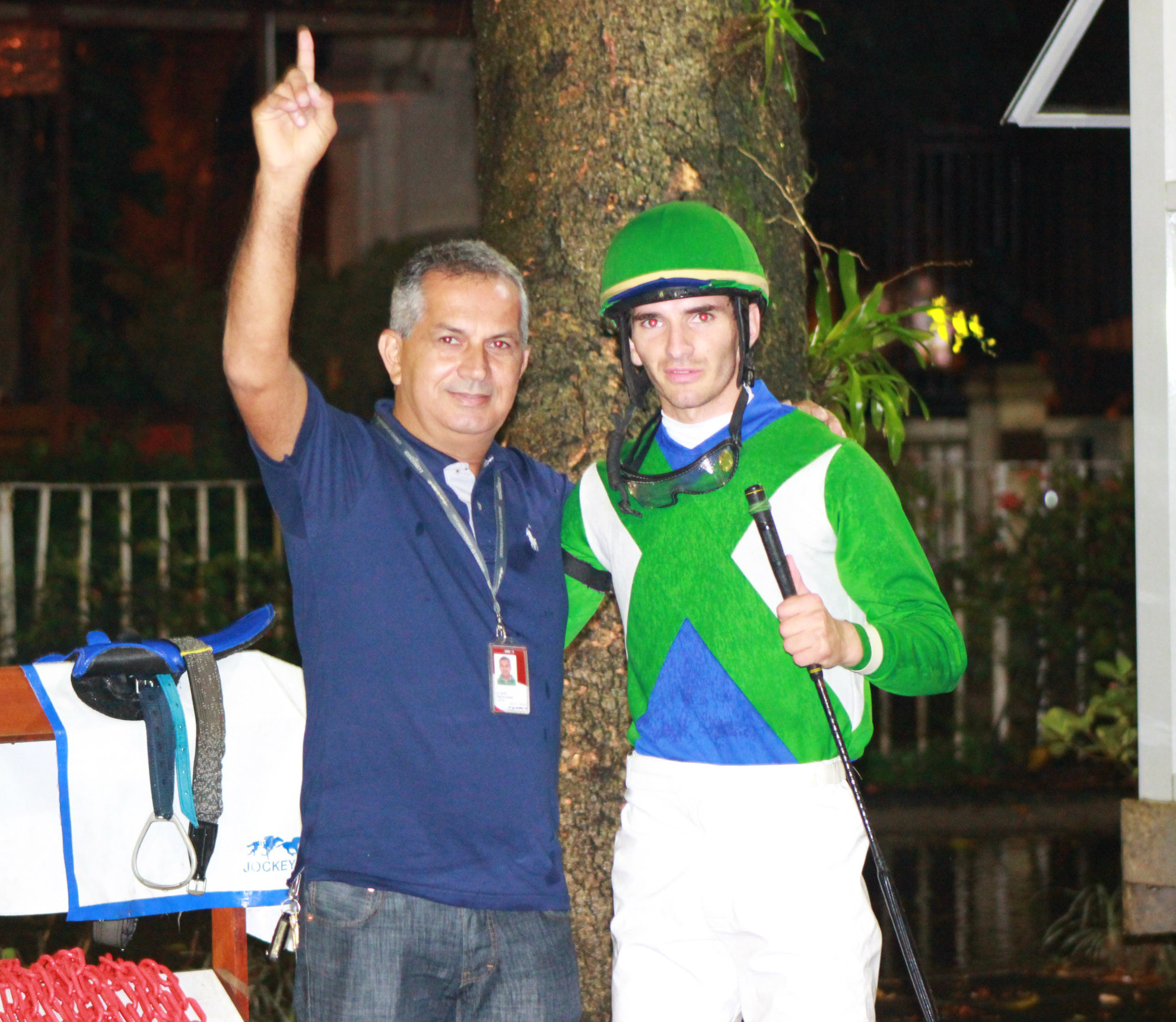 LUAN E TREINADOR