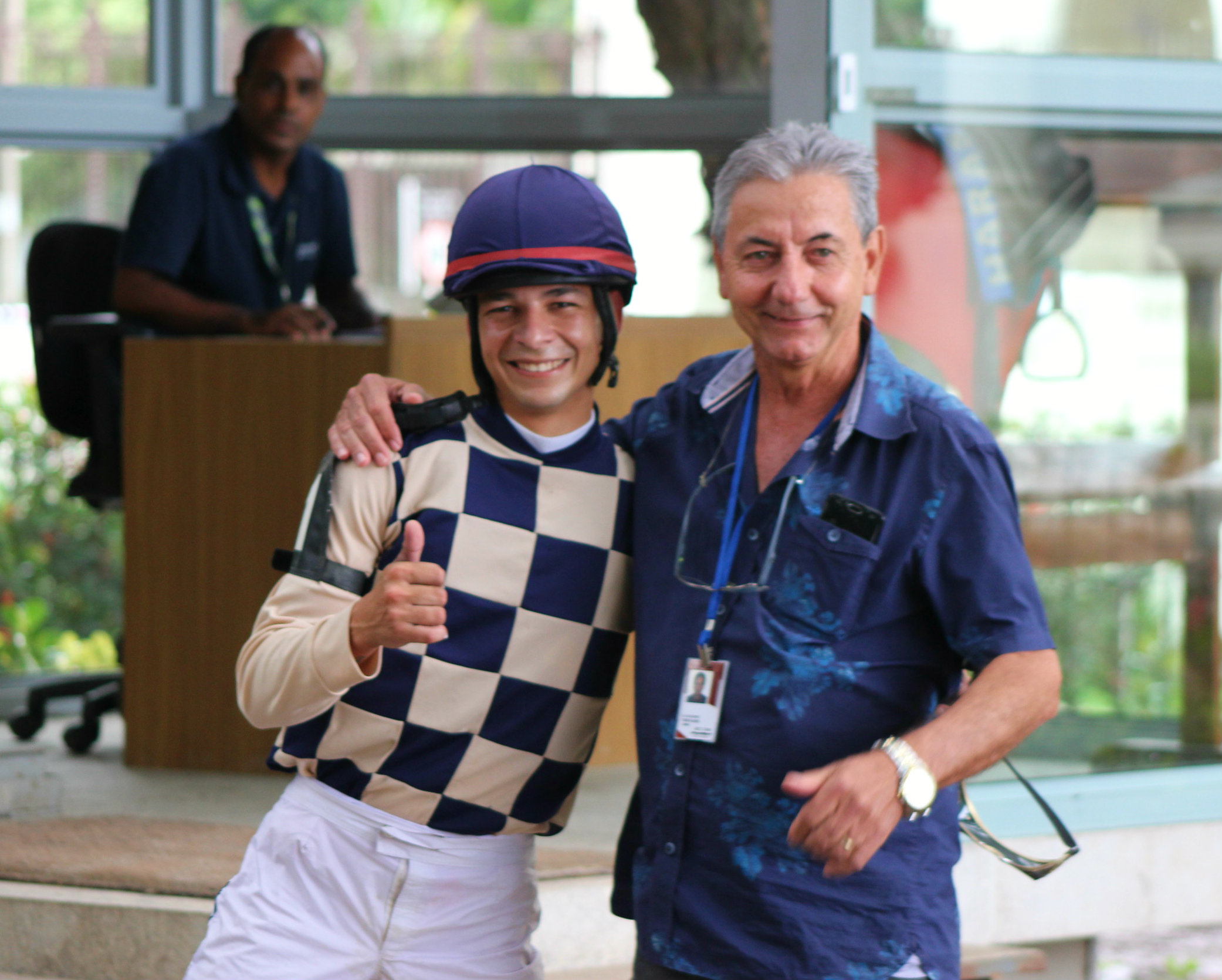 V.BORGES E TREINADOR