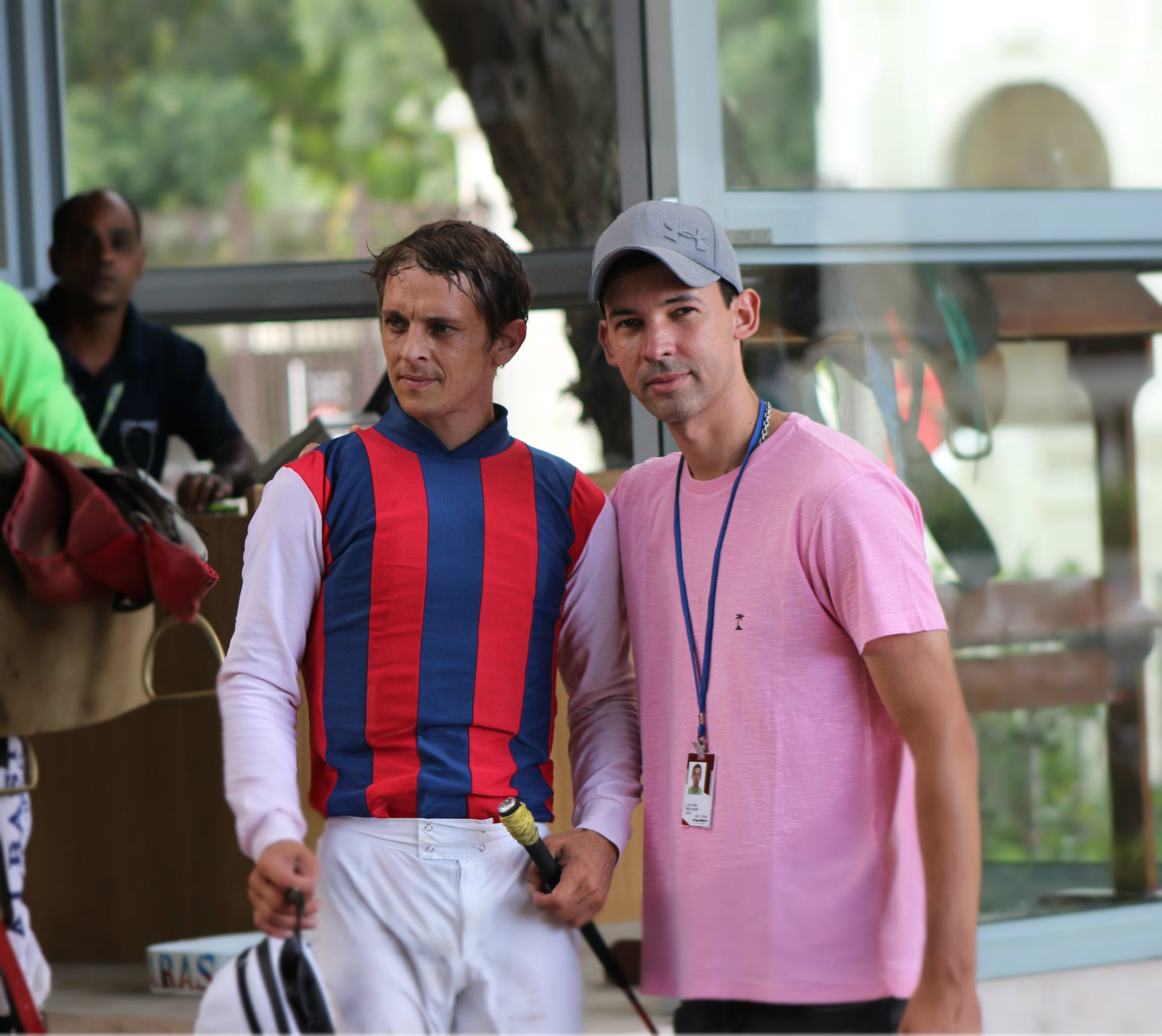 V.GIL E TREINADOR