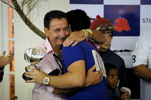 Com um final de semana espetacular, Dulcino Guignoni foi o destaque entre os treinadores