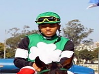 Leandro Henrique vence oito e mantém a ponta