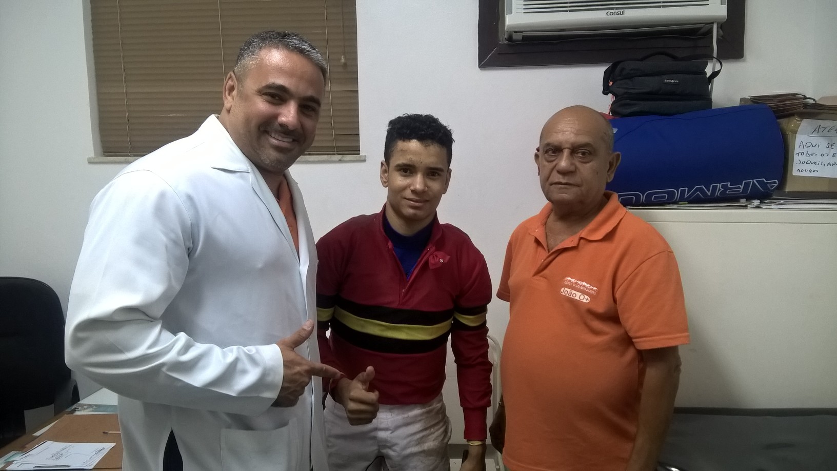 W. Pimentel sofre queda e dá susto no penúltimo páreo da sabatina