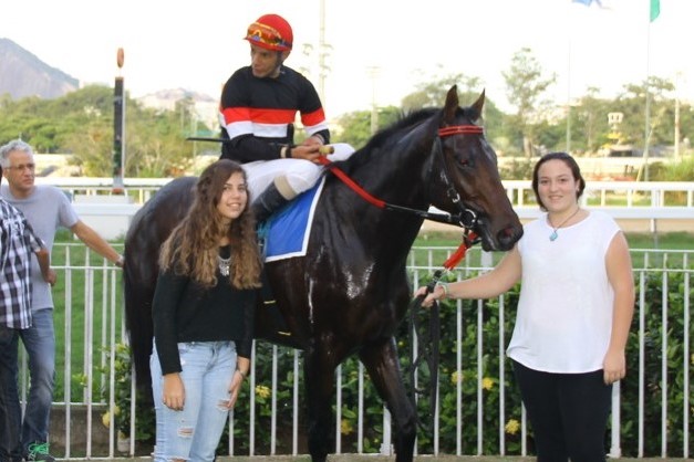 Papo do Prado: Carolina Schuenck e o amor que vem de berço pelo turfe