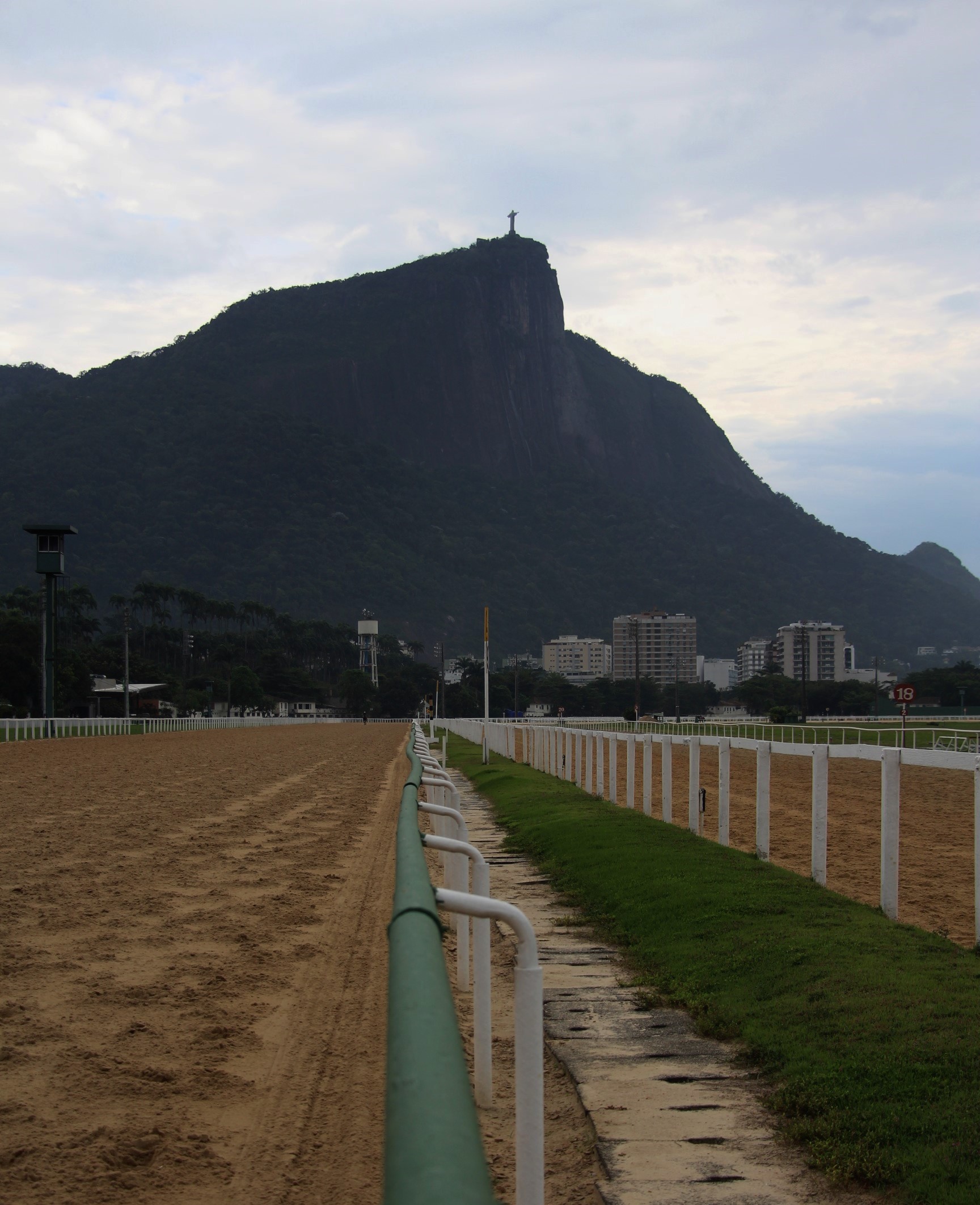 Grupo 3 e mais 41 páreos no final de semana do Hipódromo da Gávea