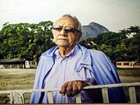JCB homenageia Alcides Morales