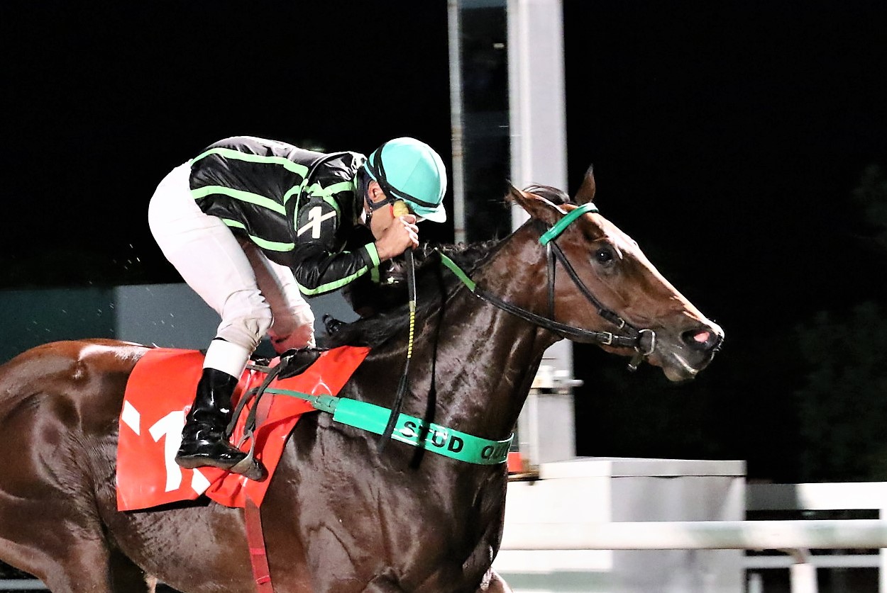 Soberano e invicto, High Chris vence o Clássico Breno Caldas (L.)