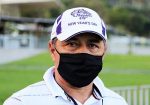 Luiz Esteves vence quatro e dispara na liderança
