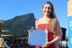 JCB homenageia a joqueta Victoria Mota
